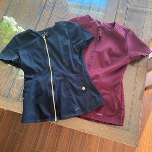 BLACK xs gold zipper Jaanuu scrub top